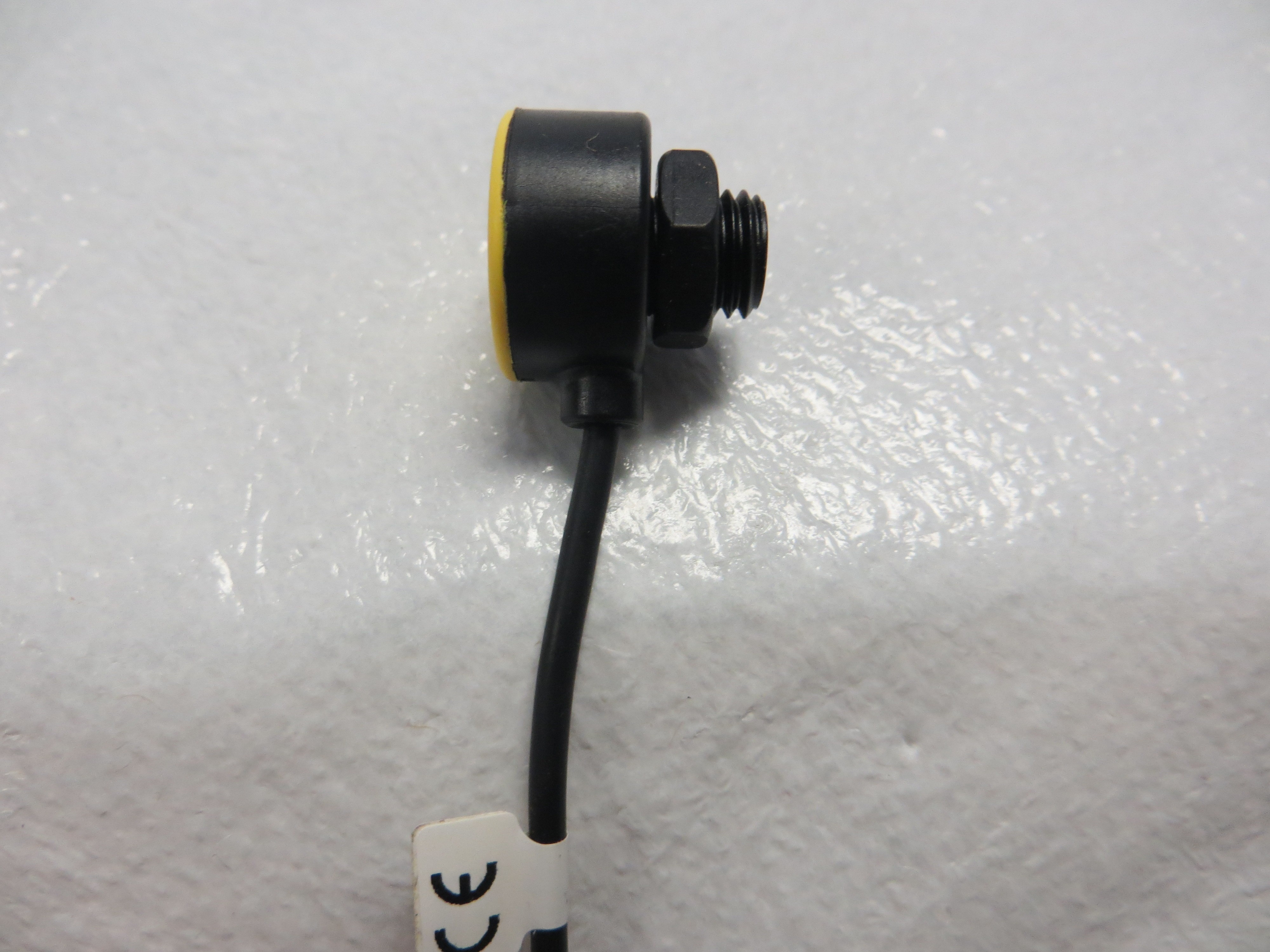 Sensor T8AP6D100